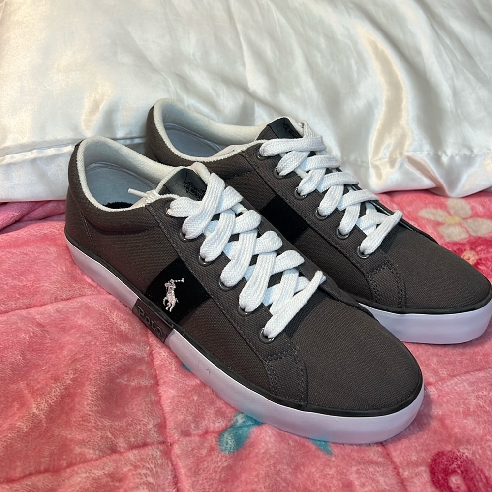 SALE 🔥🔥🔥Vintage Polo Ralph Lauren Giles Deck Shoes Gray. Size: 9.5